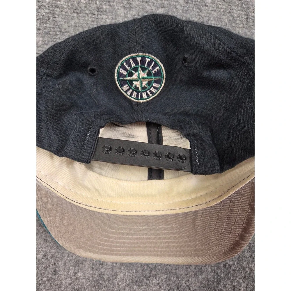 Vintage 90s Seattle Mariners Snapback Hat OSFA New Era Kanji Japanese Logo Teal